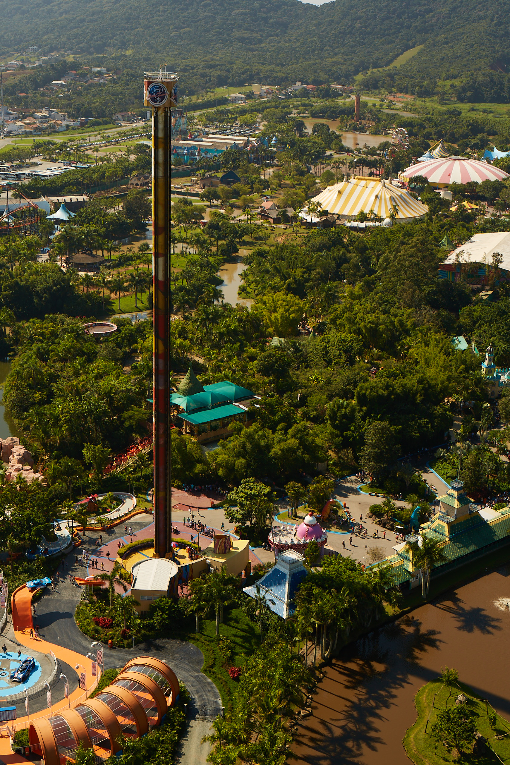 Big Tower, o elevador do parque Beto Carrero World 