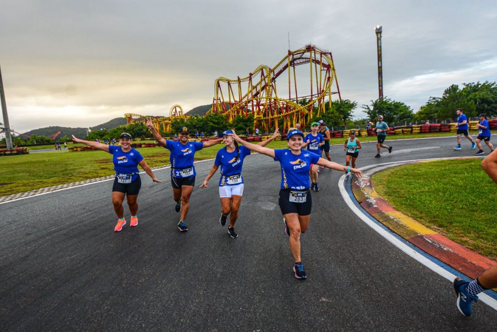 Olha quem está passando por testes no Beto Carrero World Fabricado pe