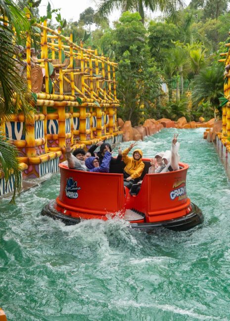 0310 - CRAZY RIVER (21)